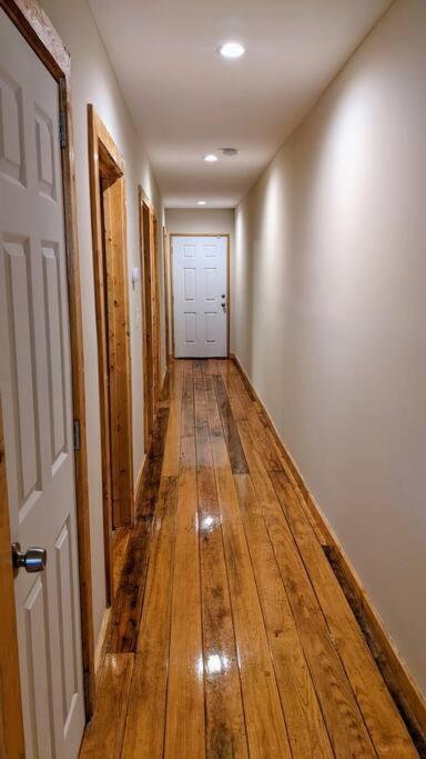 3 Bedroom Hardwood Palace Of 查尔斯顿 外观 照片